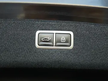2023 Genesis G80 с пробегом 45 227 км
