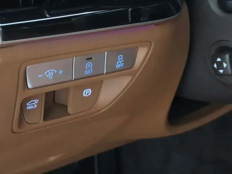 2023 Genesis G80 с пробегом 34 942 км