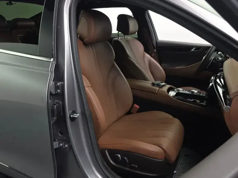 2023 Genesis G80 с пробегом 34 942 км