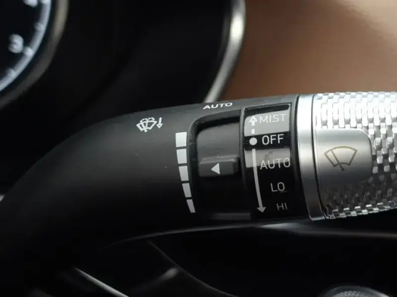 2023 Genesis G80 с пробегом 34 942 км