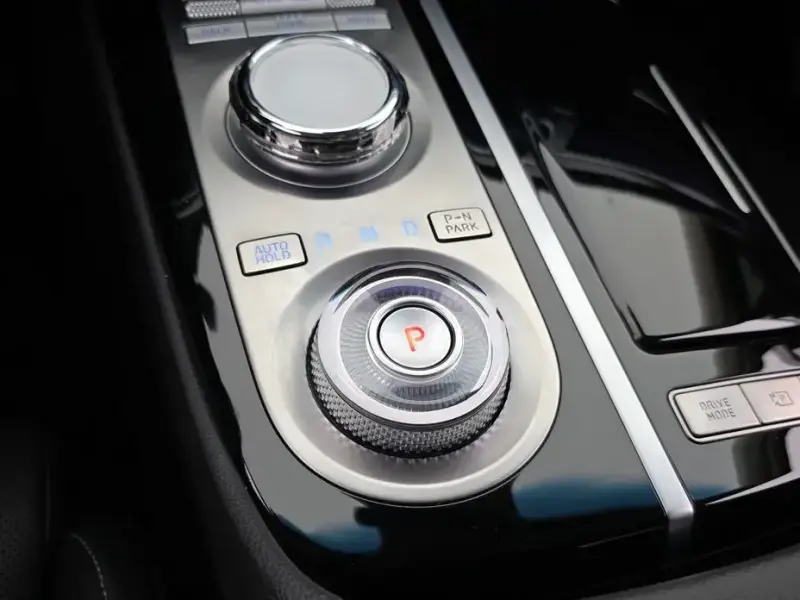 2023 Genesis G80 с пробегом 94 659 км