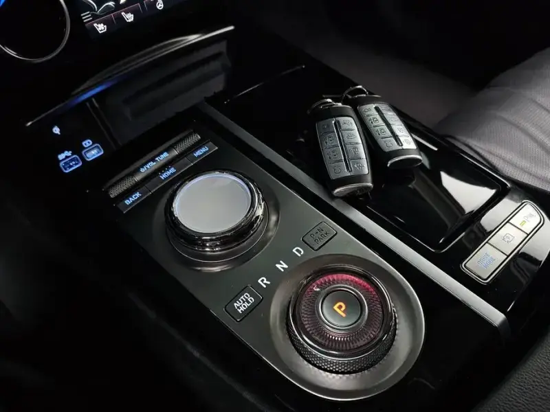 2023 Genesis G80 с пробегом 47 390 км