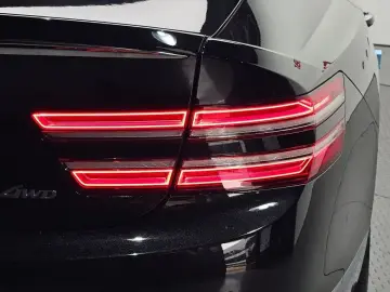 2023 Genesis G80 с пробегом 47 390 км