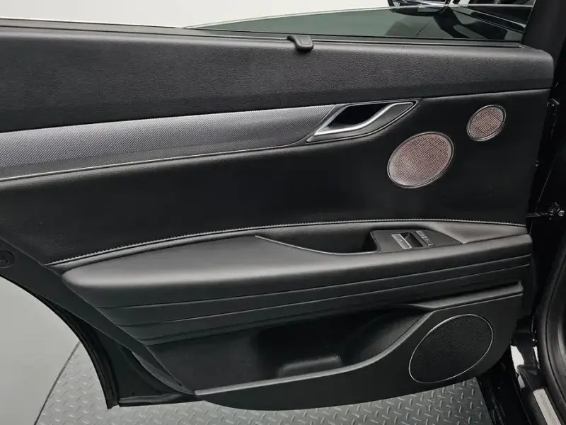 2023 Genesis G80 с пробегом 47 390 км