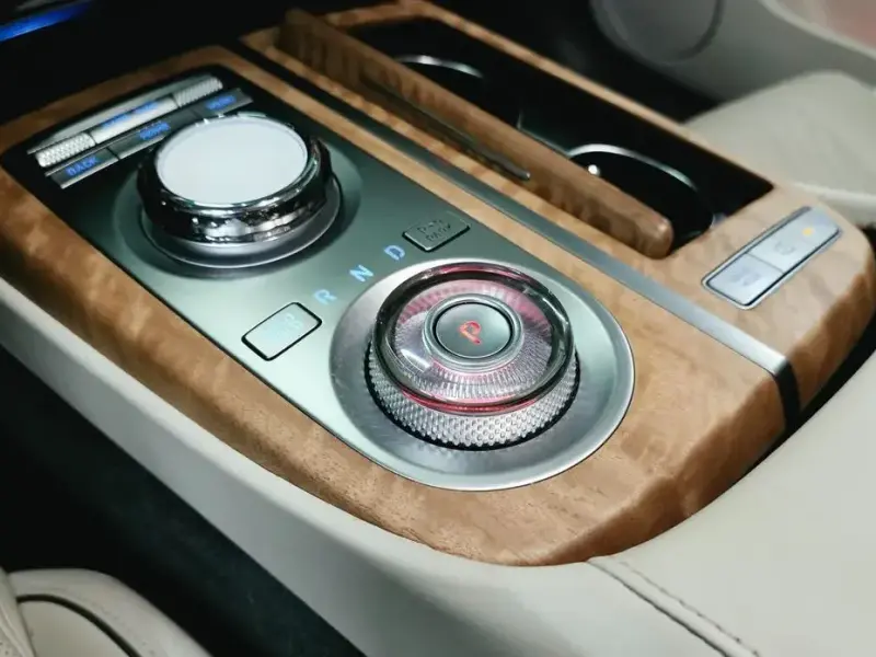 2023 Genesis G80 с пробегом 73 979 км