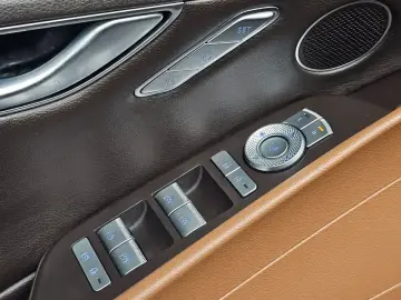 2023 Genesis G80 с пробегом 50 546 км