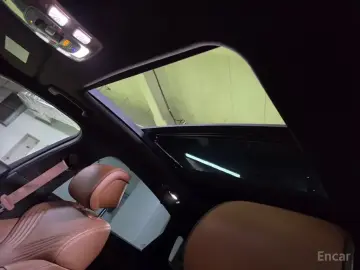 2023 Genesis G80 с пробегом 42 346 км