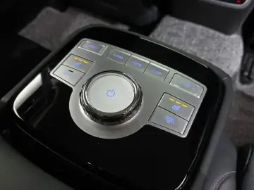 2023 Genesis G80 с пробегом 39 766 км
