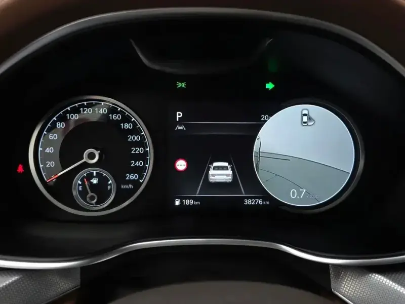 2023 Genesis G80 с пробегом 38 276 км