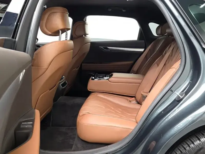 2023 Genesis G80 с пробегом 38 276 км