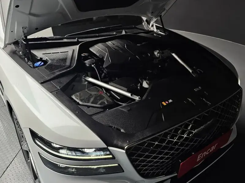 2023 Genesis G80 с пробегом 19 935 км