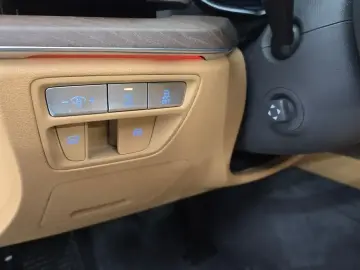2023 Genesis G80 с пробегом 60 395 км