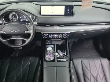 2023 Genesis G80 с пробегом 97 229 км