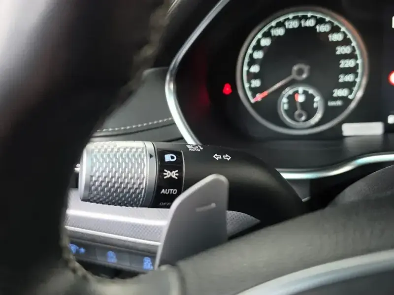 2023 Genesis G80 с пробегом 83 762 км