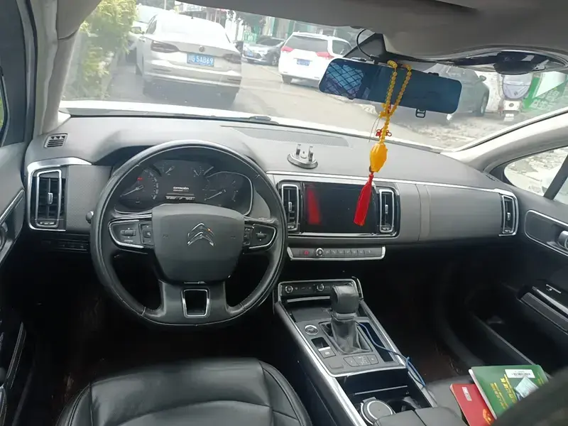 2020 Citroen C6 с пробегом 72 100 км