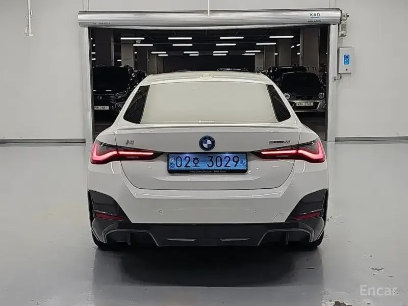 2023 BMW i4 с пробегом 92 190 км