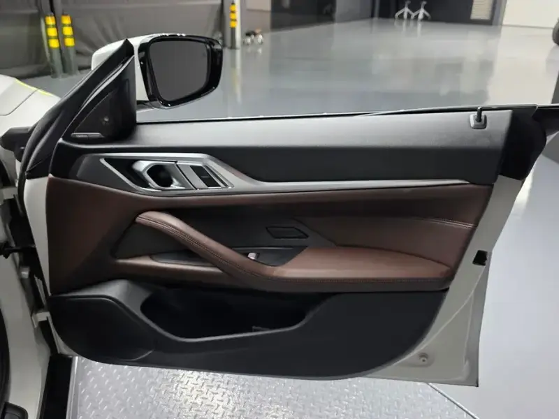2024 BMW i4 с пробегом 15 461 км