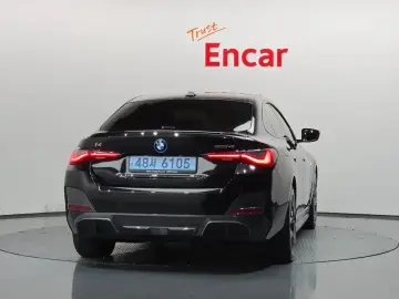 2023 BMW i4 с пробегом 38 602 км