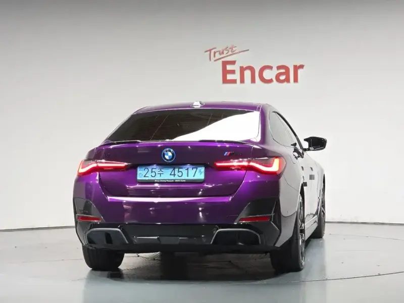 2023 BMW i4 с пробегом 46 141 км