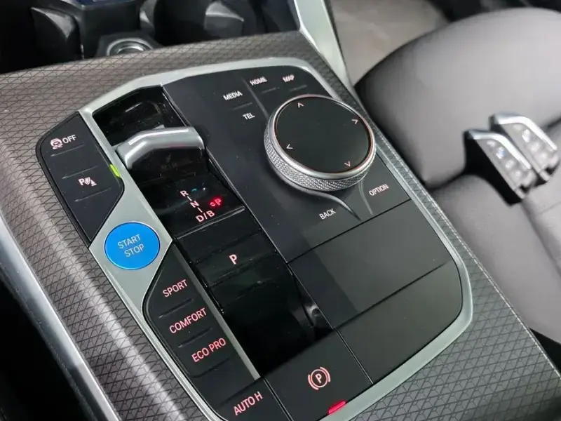 2024 BMW i4 с пробегом 47 663 км