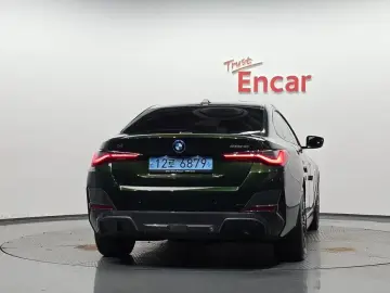 2022 BMW i4 с пробегом 35 222 км