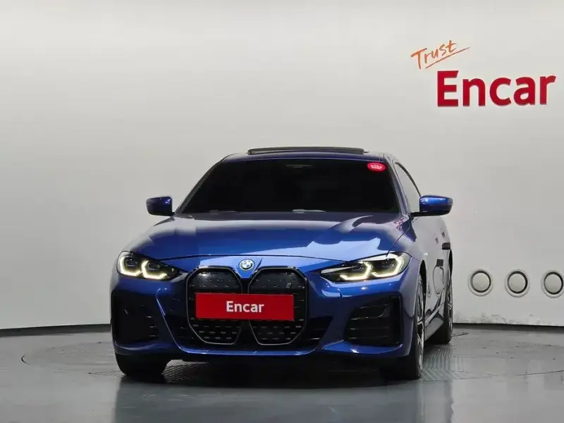 2023 BMW i4 с пробегом 57 393 км
