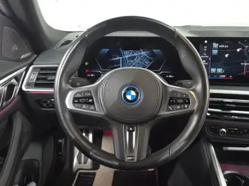2023 BMW i4 с пробегом 57 393 км