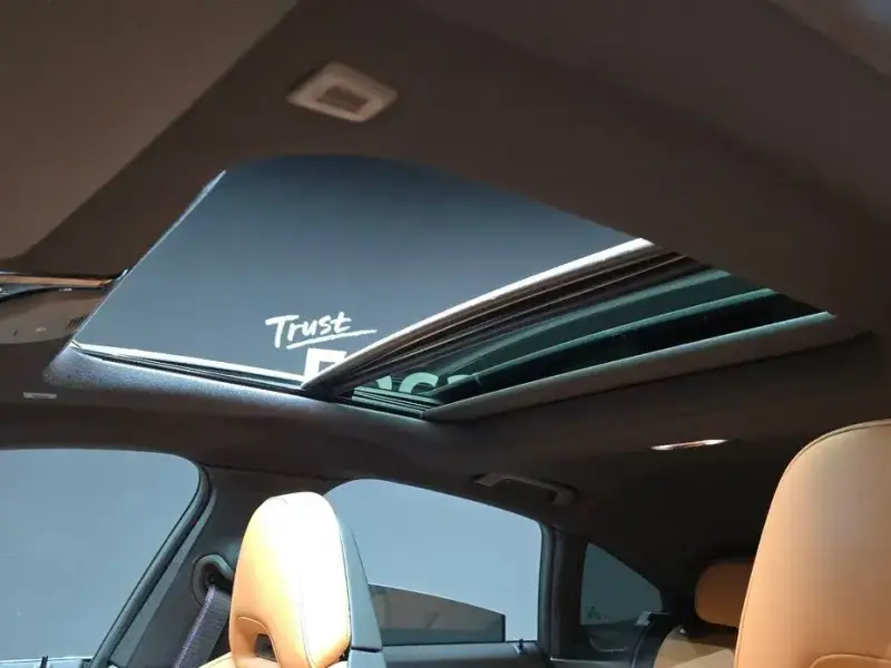 2023 BMW i4 с пробегом 20 811 км