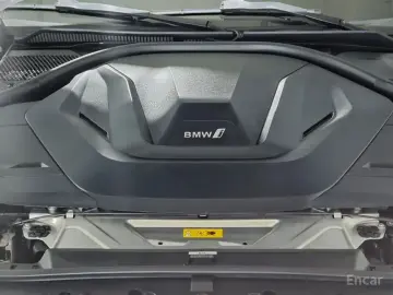 2023 BMW i4 с пробегом 37 330 км