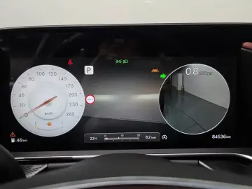 2023 Genesis G90 с пробегом 84 536 км