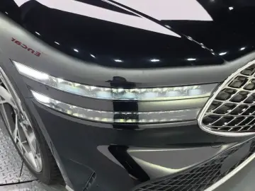 2023 Genesis G90 с пробегом 84 536 км