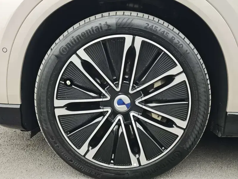 2024 Denza N7 с пробегом 31 000 км