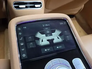 2023 Genesis G90 с пробегом 26 932 км
