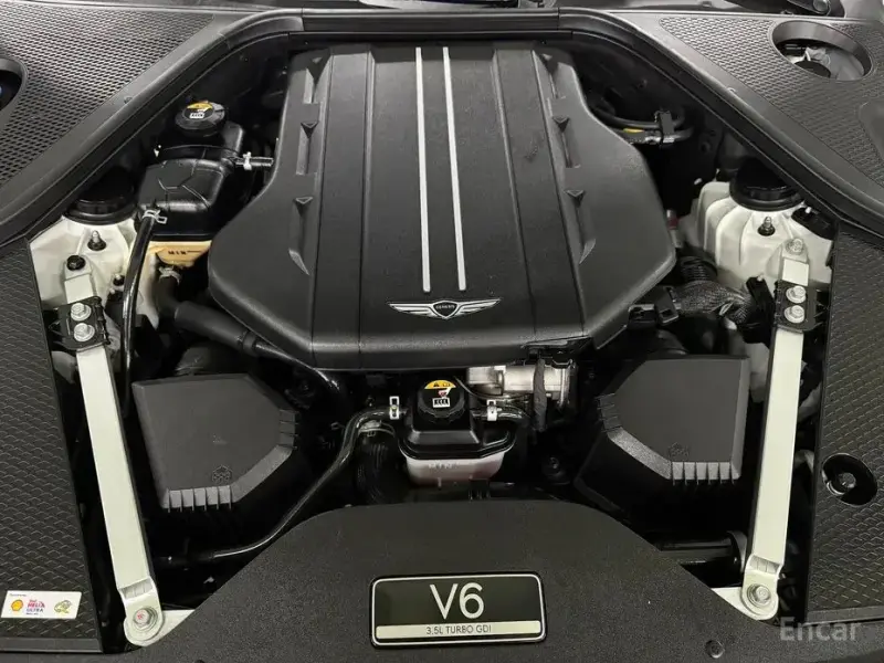 2023 Genesis G90 с пробегом 29 012 км