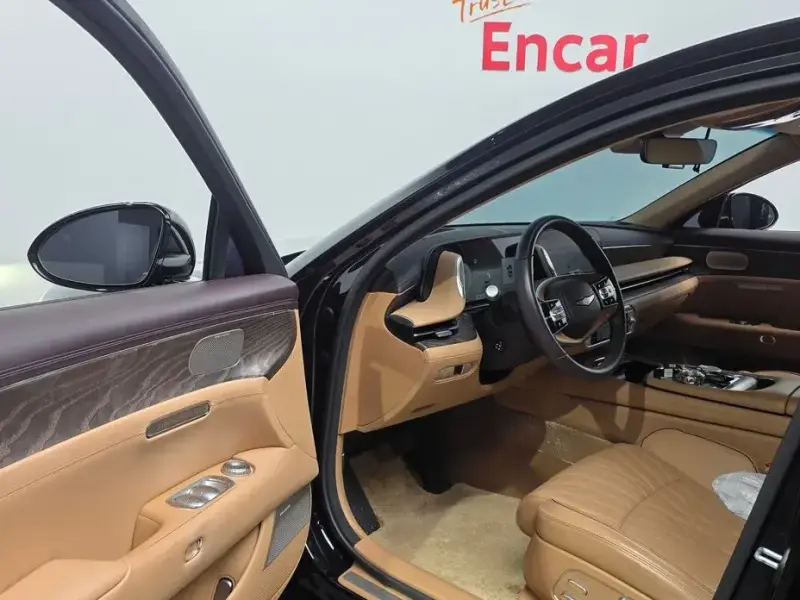 2023 Genesis G90 с пробегом 78 518 км