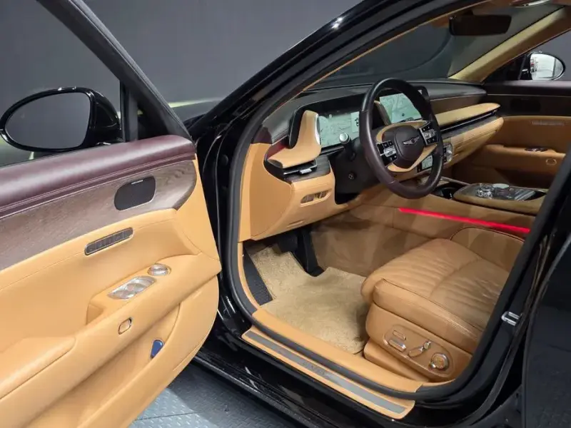 2023 Genesis G90 с пробегом 69 958 км