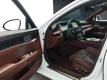 2023 Genesis G90 с пробегом 43 523 км