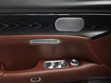 2023 Genesis G90 с пробегом 43 523 км