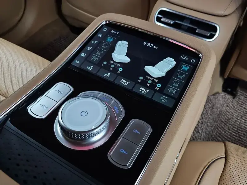 2023 Genesis G90 с пробегом 61 565 км