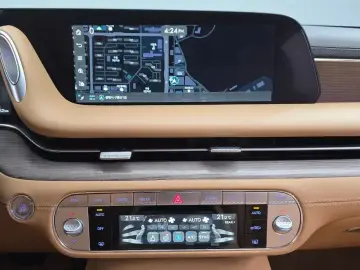 2023 Genesis G90 с пробегом 45 962 км