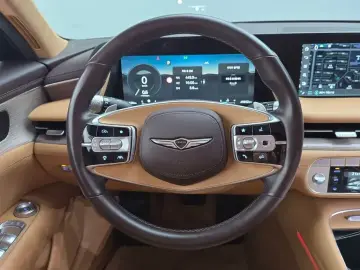 2023 Genesis G90 с пробегом 45 962 км