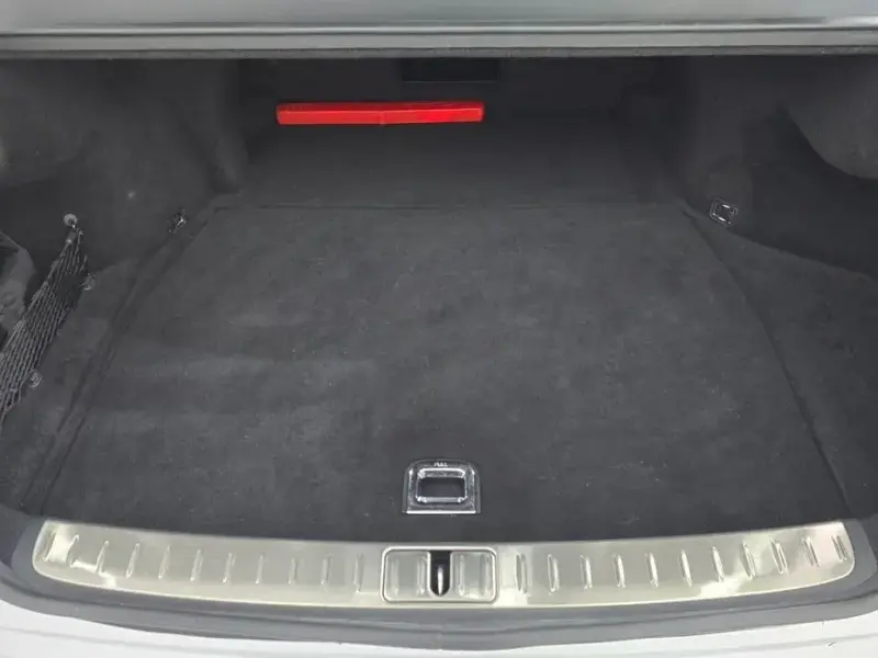 2023 Genesis G90 с пробегом 45 962 км