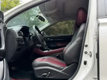 2022 Dongfeng AX7 с пробегом 75 000 км