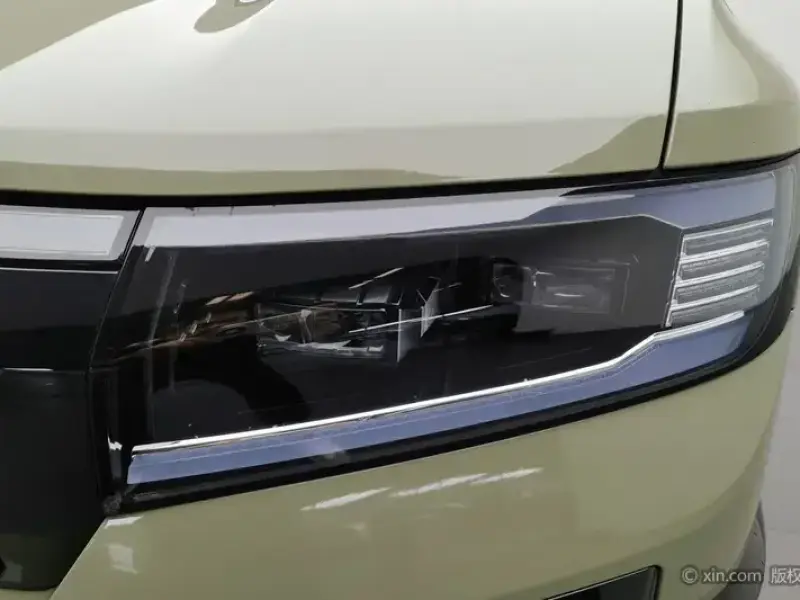 2025 BYD FangChengBao Leopard 8 с пробегом 35 700 км