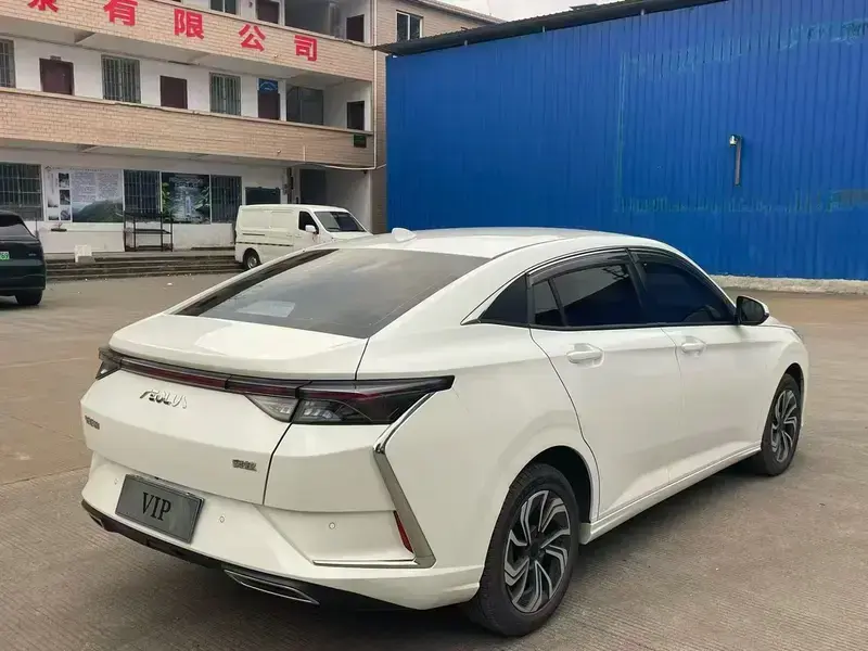 2021 Dongfeng Aeolus Yixuan с пробегом 63 000 км