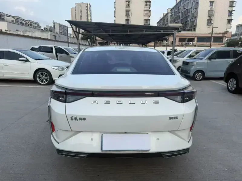 2020 Dongfeng Aeolus Yixuan с пробегом 34 000 км