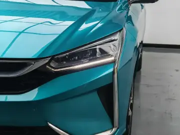 2021 Dongfeng Aeolus Yixuan с пробегом 41 000 км
