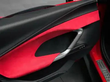 2022 Ferrari 296 с пробегом 4 600 км