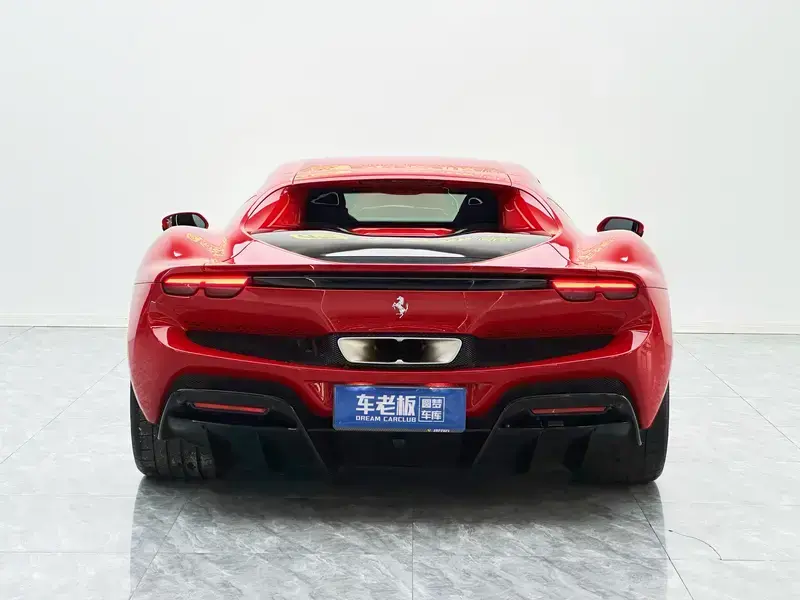 2021 Ferrari 296 с пробегом 4 700 км