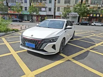 2021 Dongfeng Aeolus Yixuan Max с пробегом 48 800 км